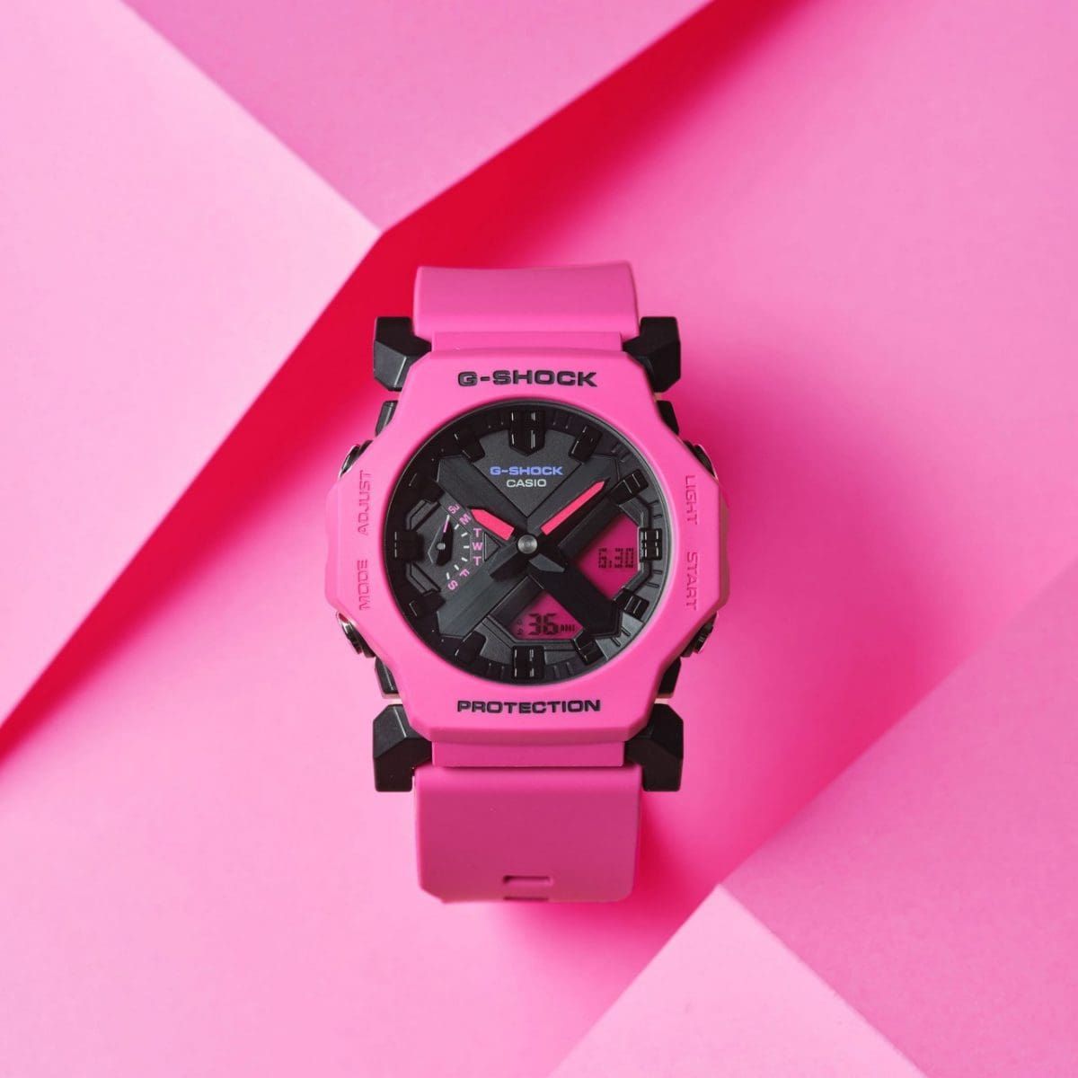 ЧАСОВНИК CASIO G-SHOCK GA-2300-4AER ЧАСОВНИК CASIO G-SHOCK GA-2300-4AER